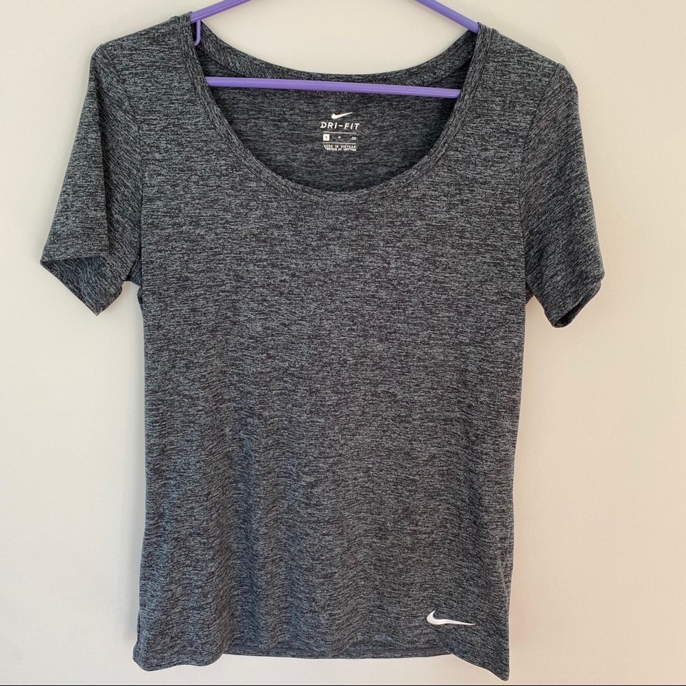 Nike T-shirt